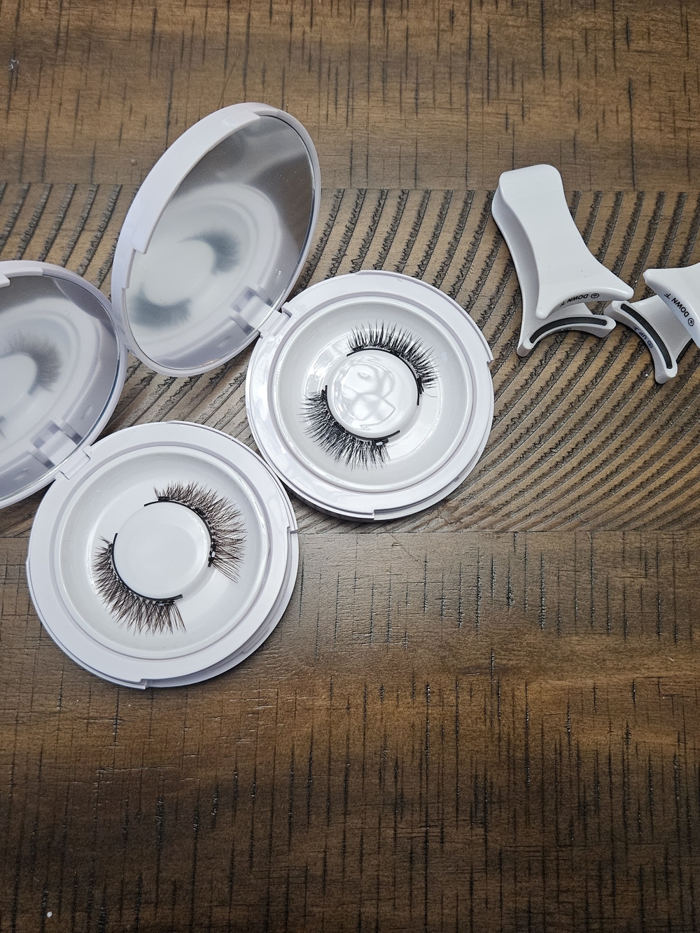 Magnetic False Eyelashes Set with White Case - Black & Brown Lashes
